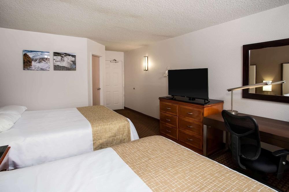 Travelodge By Wyndham Fort Wayne North Εξωτερικό φωτογραφία