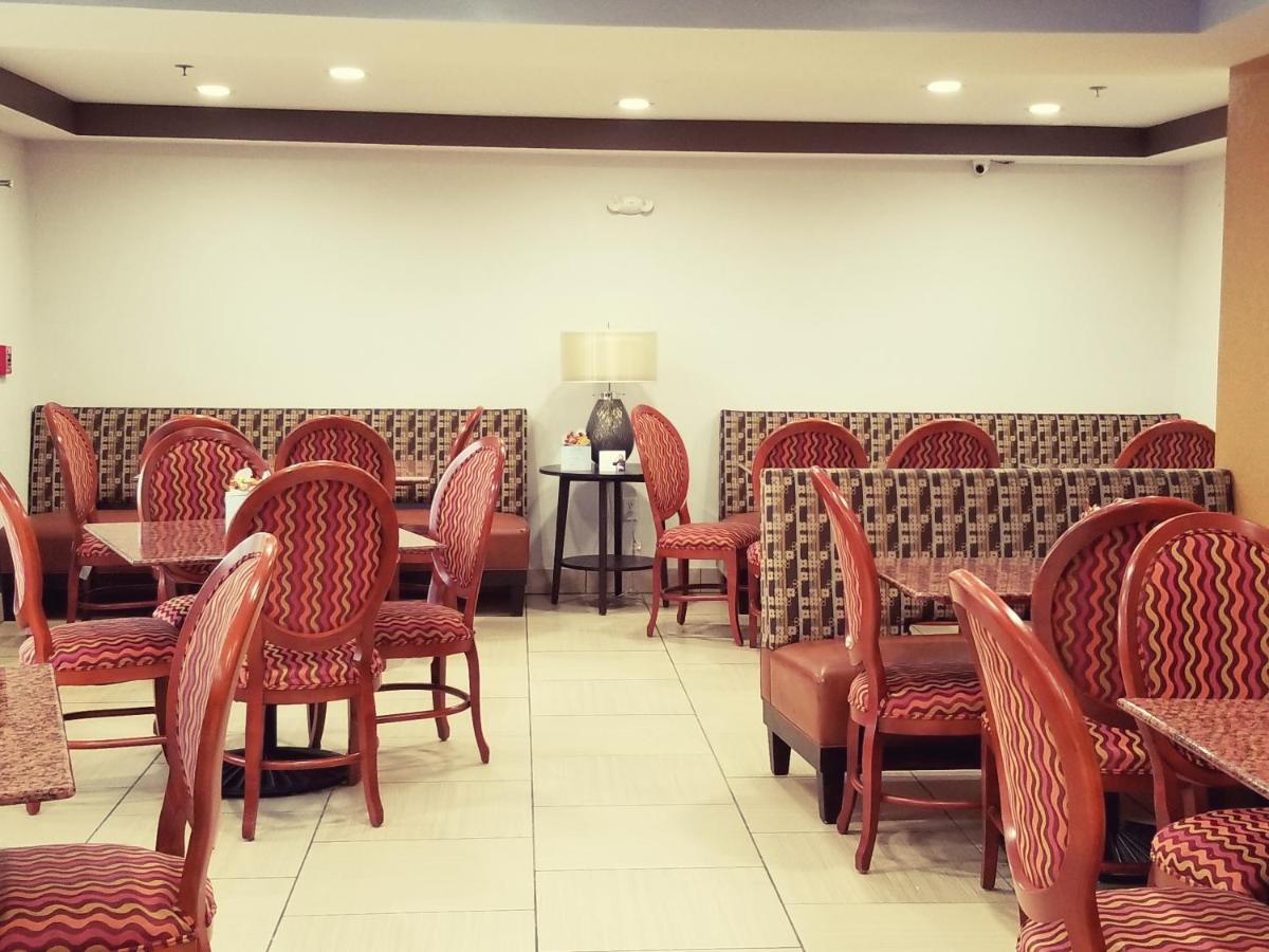 Travelodge By Wyndham Fort Wayne North Εξωτερικό φωτογραφία
