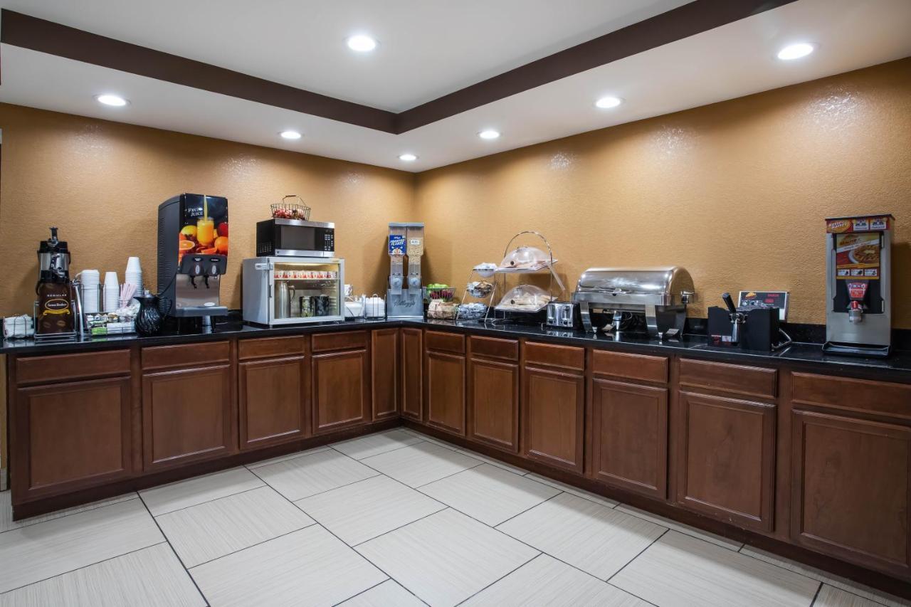 Travelodge By Wyndham Fort Wayne North Εξωτερικό φωτογραφία